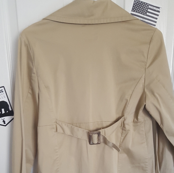 Jacket - Picture 2 of 4